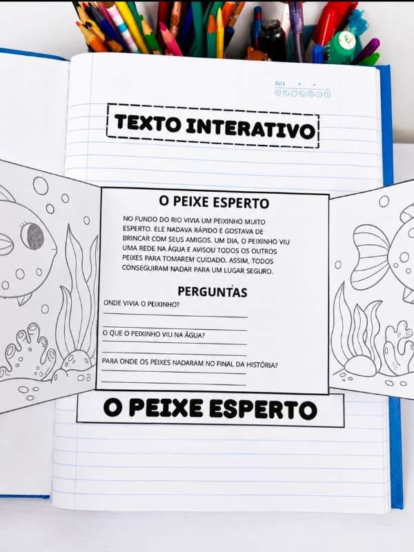 Texto interativo com dobradura